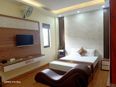 Double Room — Ngọc Tùng Hotel